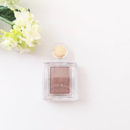 シャドーカスタマイズ BR703 コナ/MAJOLICA MAJORCA/単色アイシャドウの画像