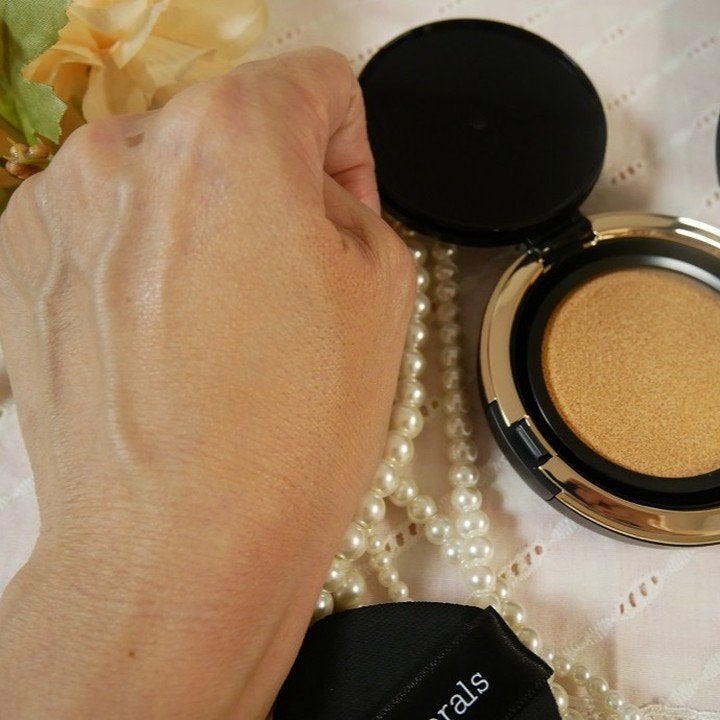 オリジナル ピュア セラム カバーアップ クッション/bareMinerals/クッションファンデーションを使ったクチコミ(5枚目)