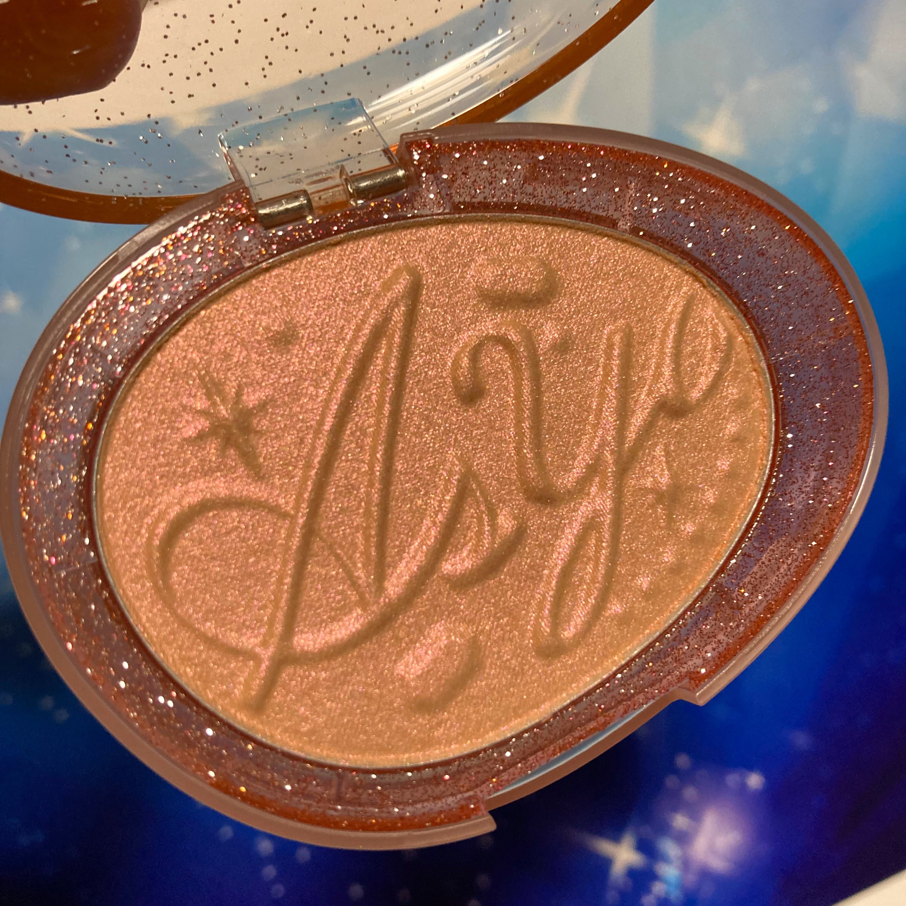 フィー グリッツストーンハイライター HL08 ウィッシュムーン/fwee/パウダーハイライトを使ったクチコミ（3枚目）