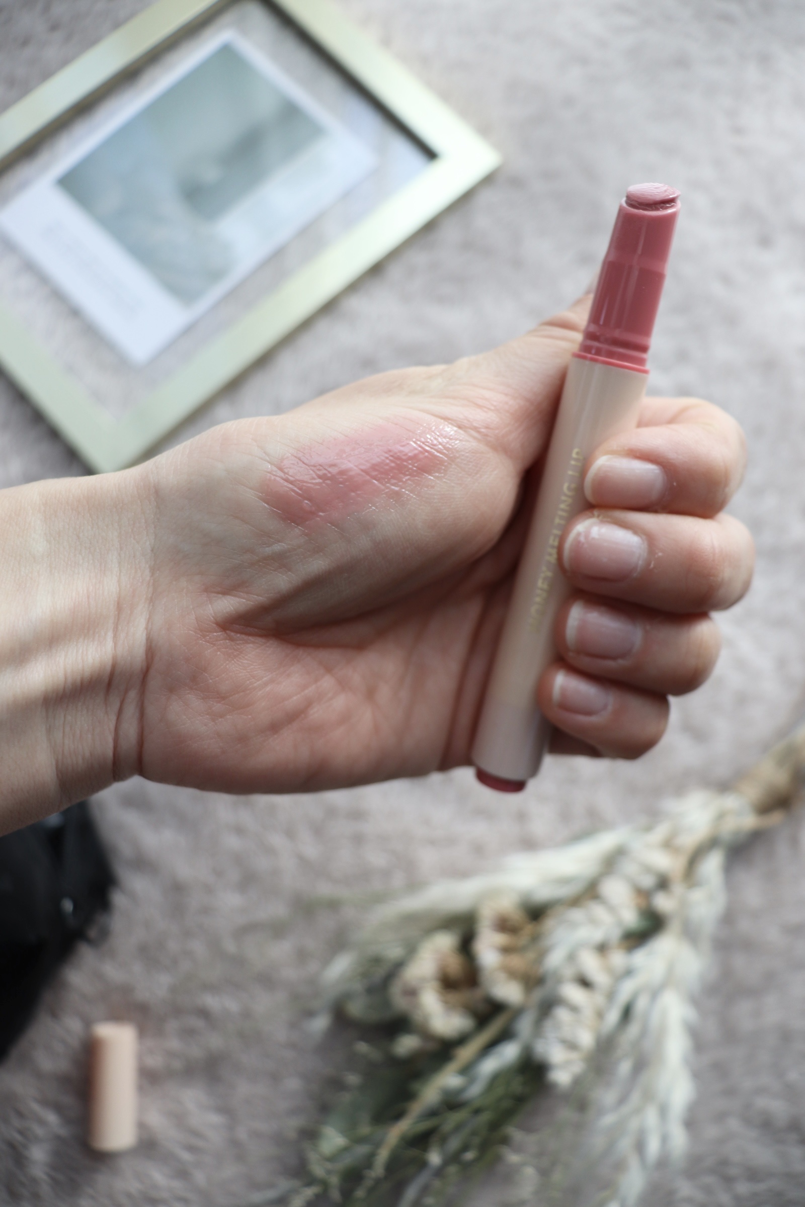 ハニーメルティングリップ/ネイチャーリパブリック/口紅を使ったクチコミ（3枚目）