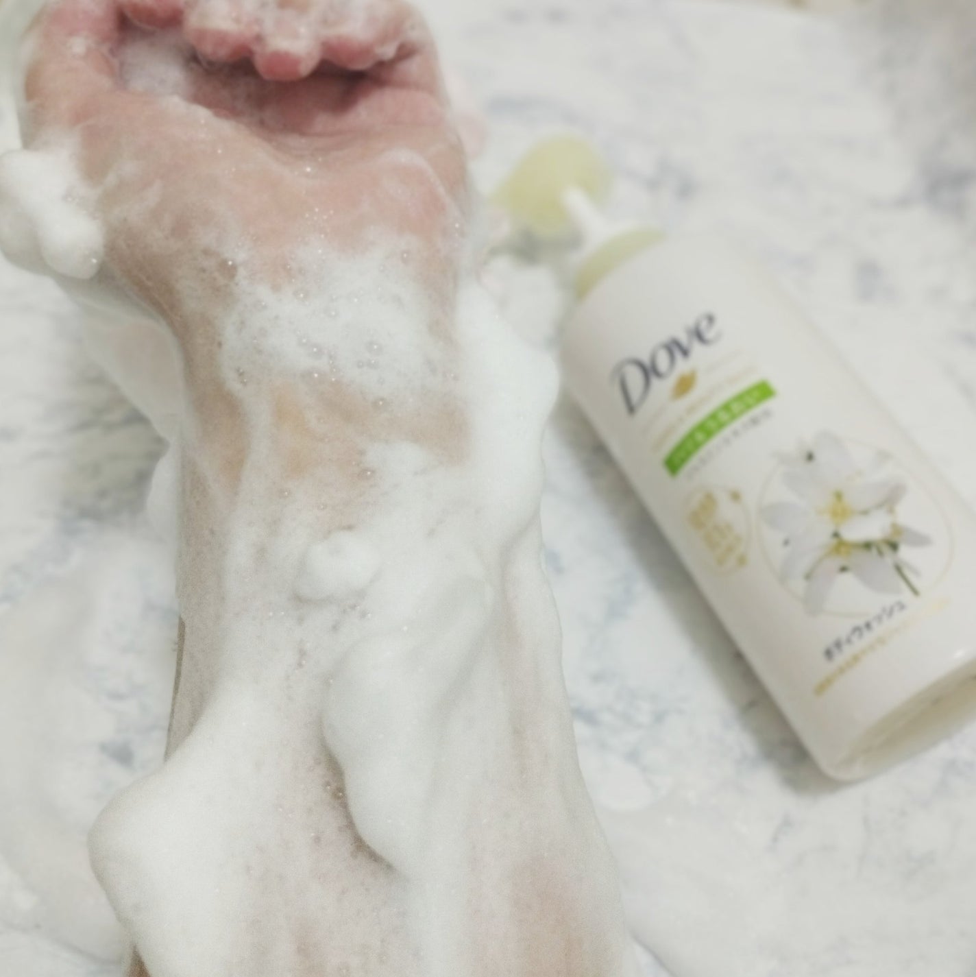 ボディウォッシュ 発酵&ビューティーシリーズ ハリ&うるおい/ダヴ/ボディソープを使ったクチコミ(6枚目)