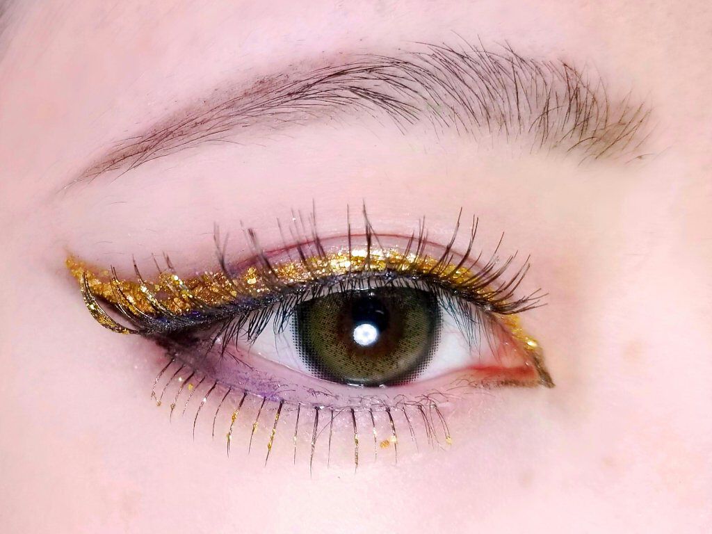 メイクアップカラーバリエーション ラメグリッター/チャコット・コスメティクス/グリッターを使ったクチコミ(5枚目)