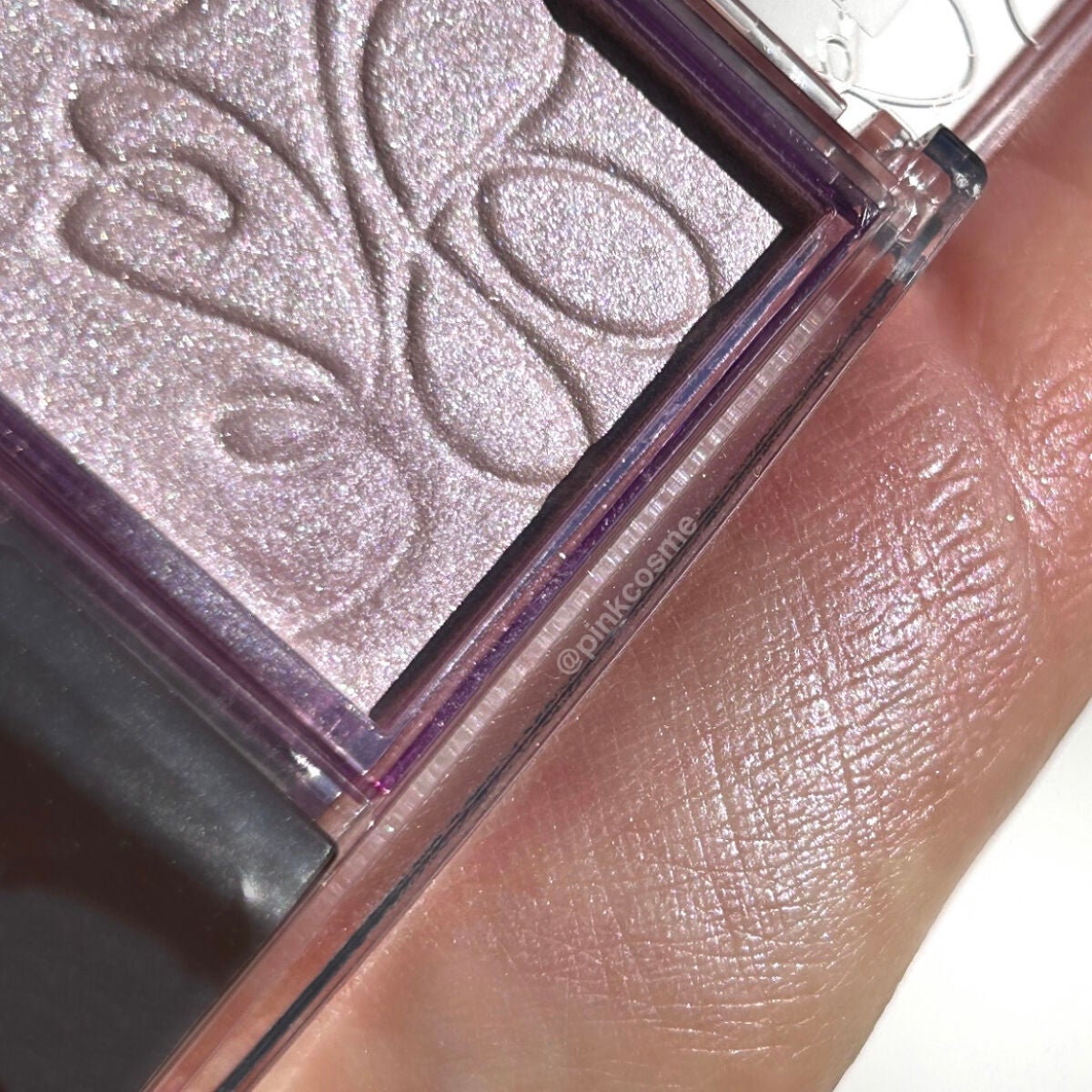 パールグロウニュアンサー/CEZANNE/パウダーハイライトを使ったクチコミ(4枚目)