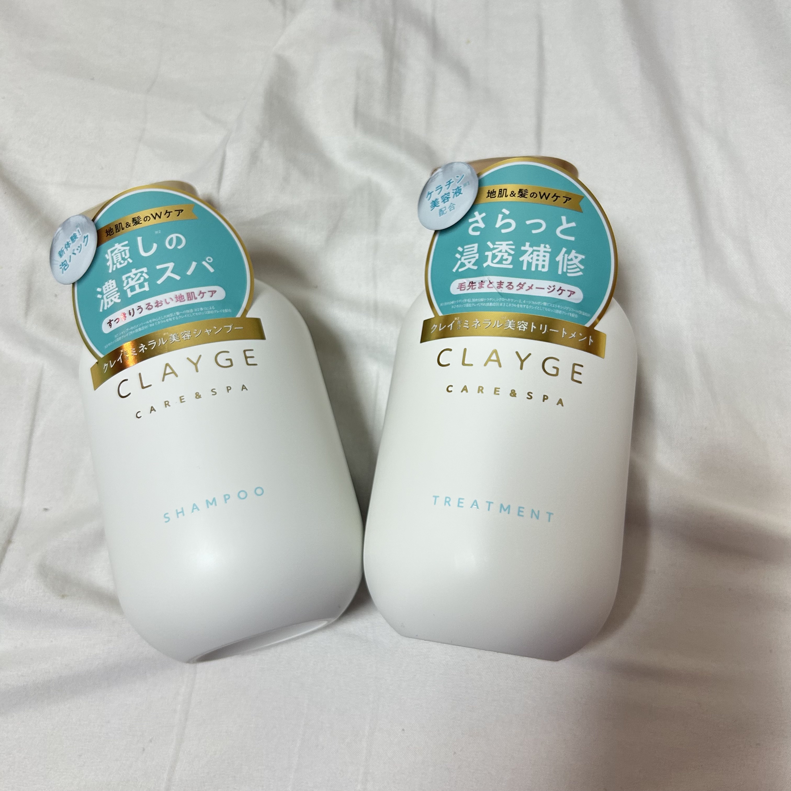 \\CLAYGEヘッドケア//

こんにちは🌞
今回はCLAYGEのシャンプー／トリートメント を頂きました！
#PR #CLAYGE 様ありがとうございます🙇‍♀️

⭐️シャンプー
かなり濃密泡が作れて髪の毛で泡立てるというより自然