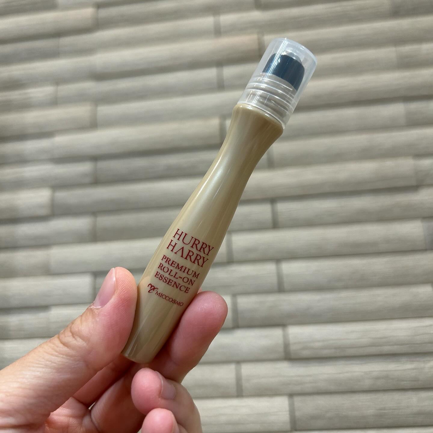 大人のロールオンエッセンス/ハリーハリー/アイケア・アイクリームを使ったクチコミ（1枚目）