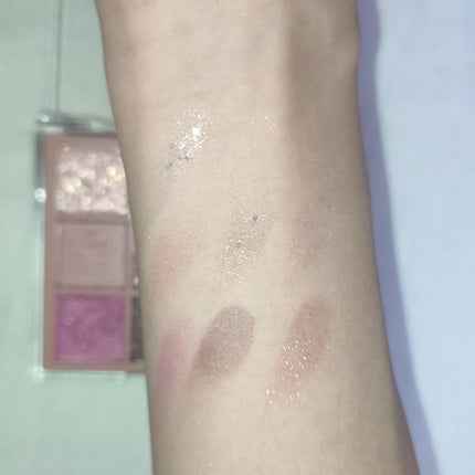 グリッターペディアアイパレット/unleashia/アイシャドウパレットを使ったクチコミ(5枚目)