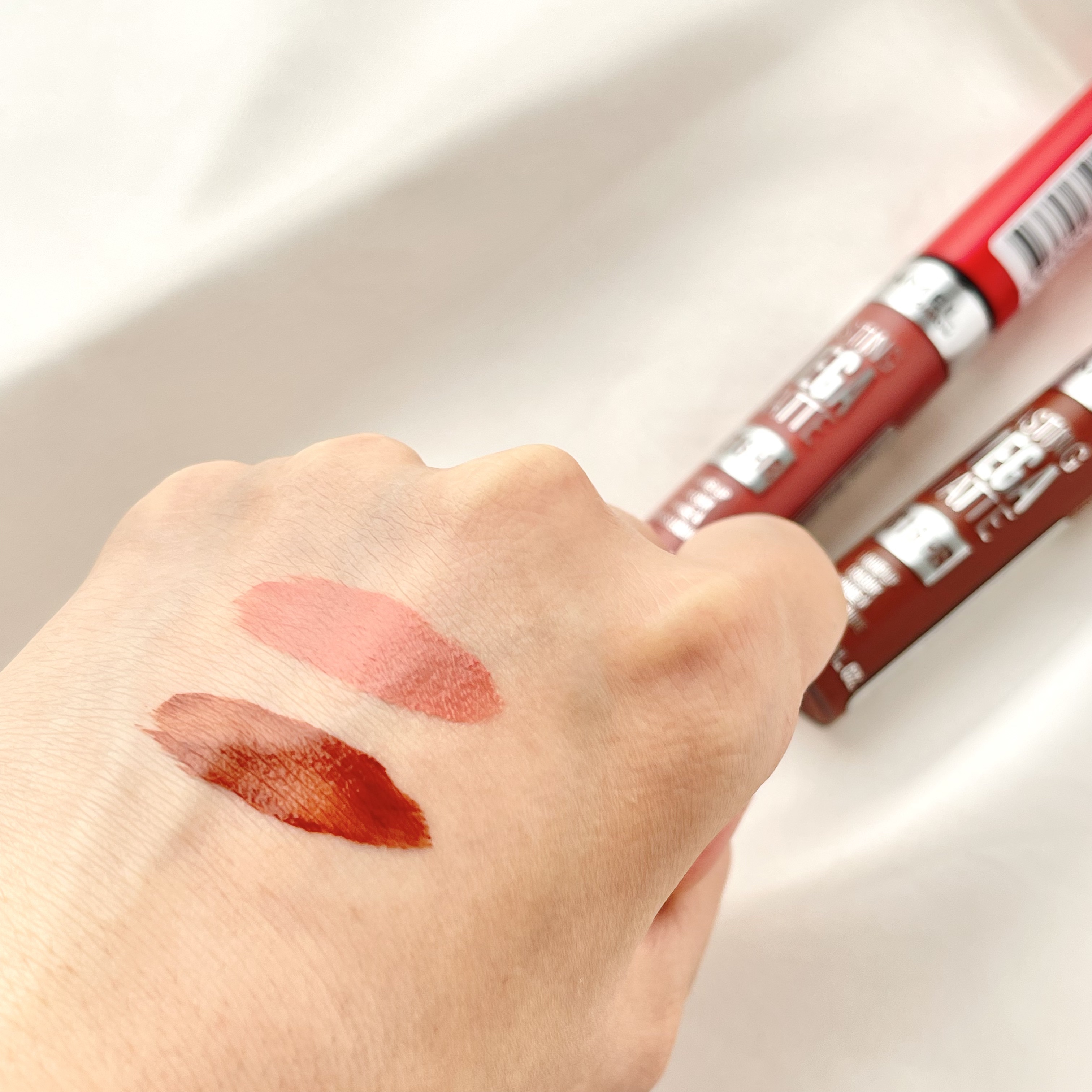 ラスティング メガ マット リキッド リップカラー/リンメル ロンドン/口紅を使ったクチコミ（2枚目）