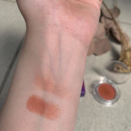 マルチグリッターカラー/ENBAN TOKYO/単色アイシャドウを使ったクチコミ(2枚目)