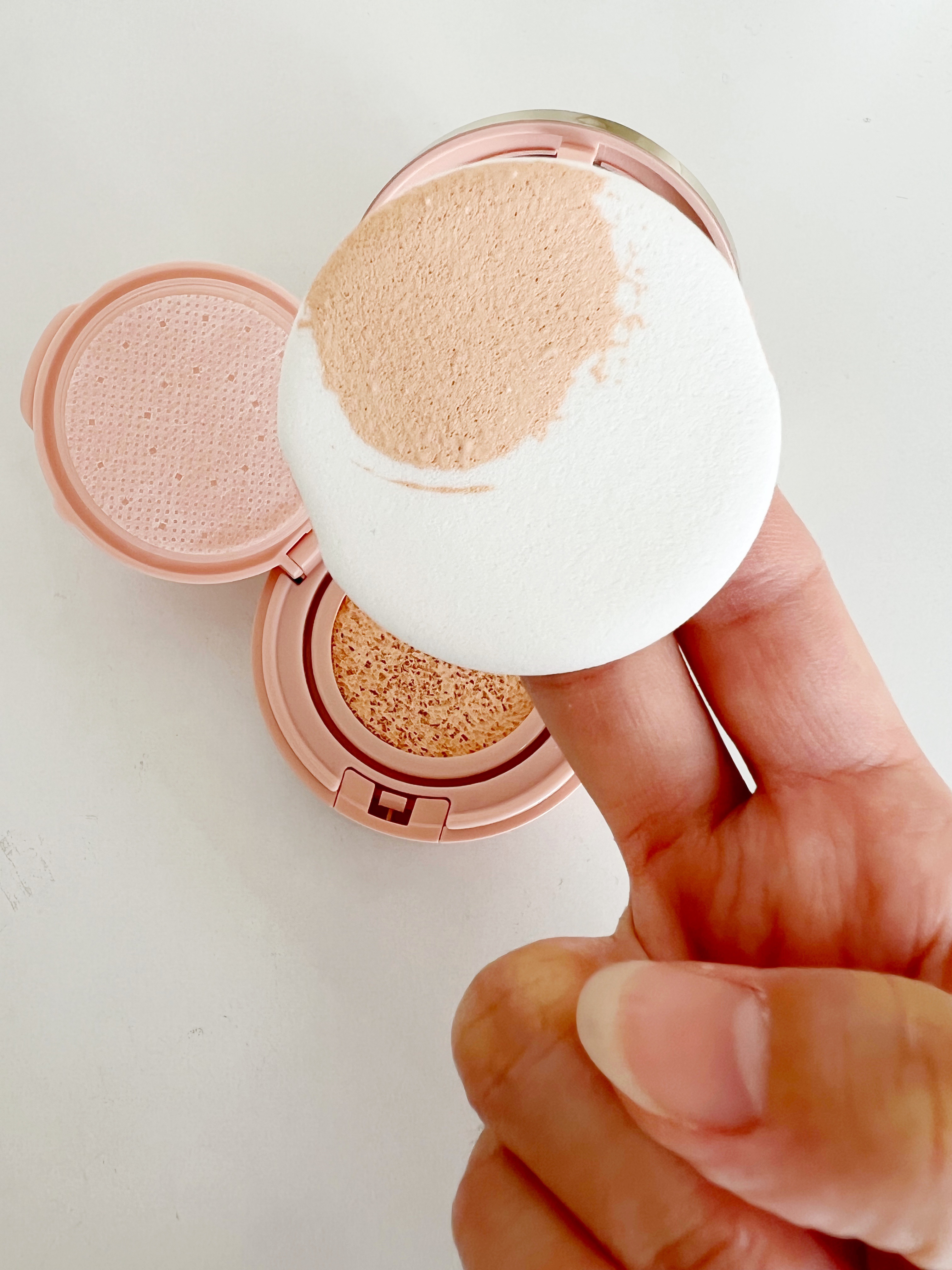 シースルー ヴェール コンパクト/PAUL & JOE BEAUTE/ファンデーションを使ったクチコミ（3枚目）