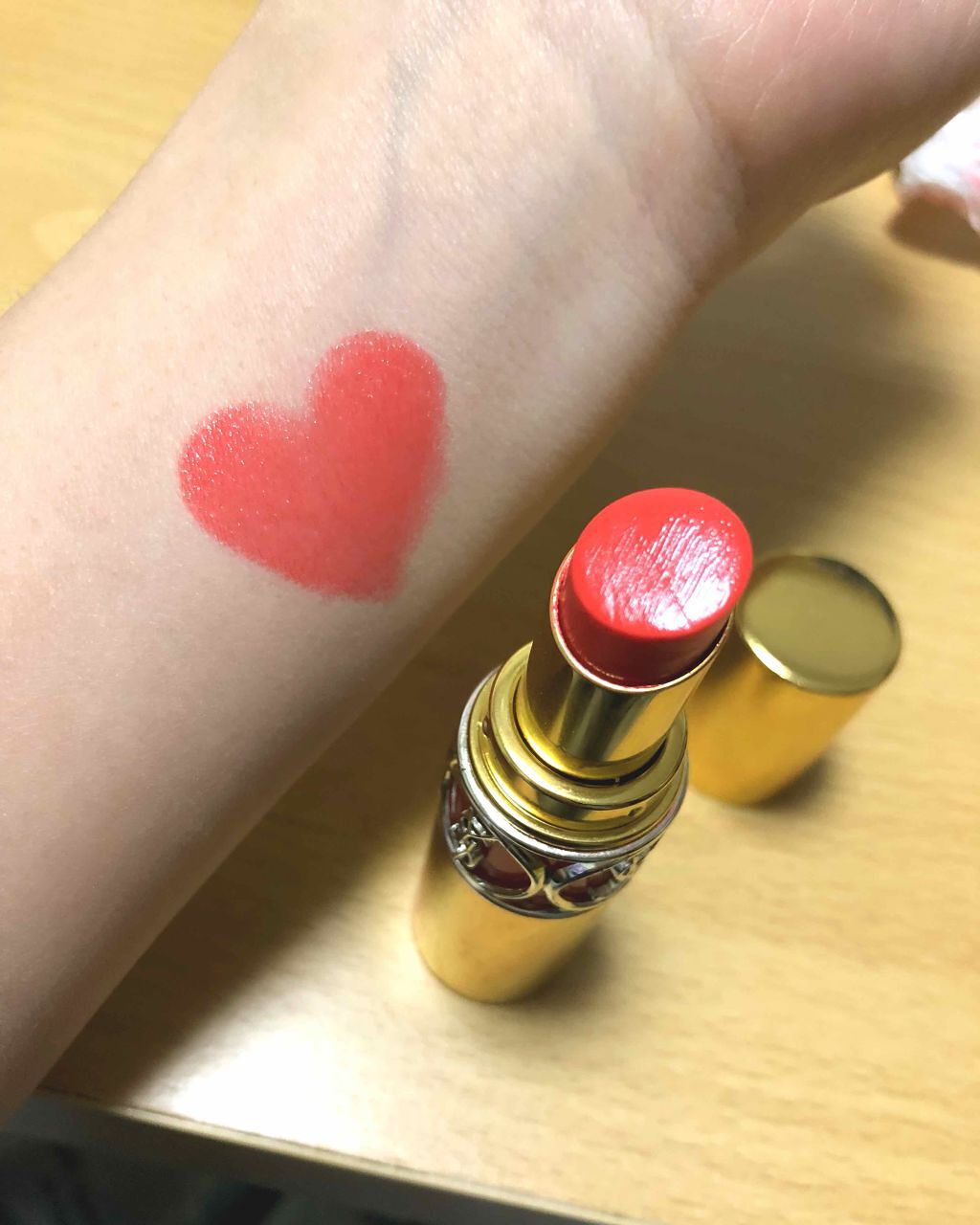 ルージュ ヴォリュプテ シャイン/YVES SAINT LAURENT BEAUTE/口紅を使ったクチコミ(2枚目)