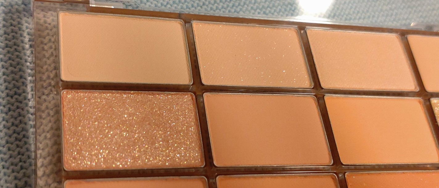 ソフトブラーリングアイパレット/wakemake/アイシャドウパレットを使ったクチコミ(8枚目)