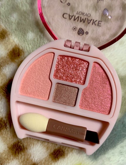 プランぷくコーデアイズ/キャンメイク/パウダーアイシャドウを使ったクチコミ(2枚目)