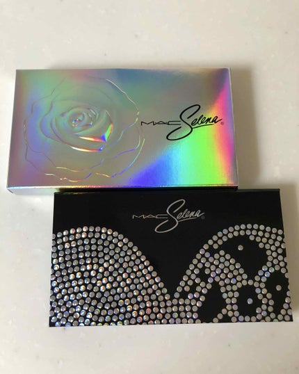 スモール アイシャドウ × 8/M・A・C/アイシャドウパレットを使ったクチコミ(1枚目)