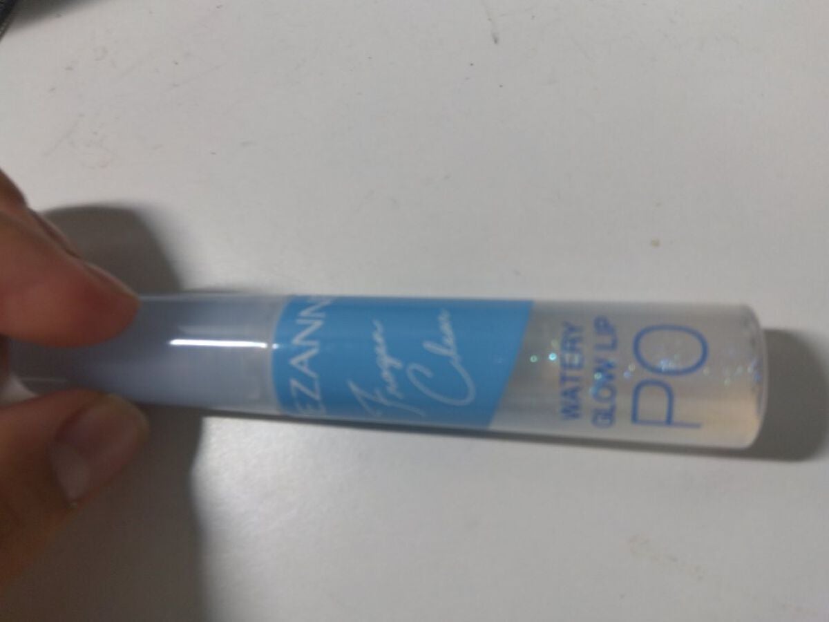 ウォータリーグロウリップ/CEZANNE/リップグロスを使ったクチコミ(5枚目)