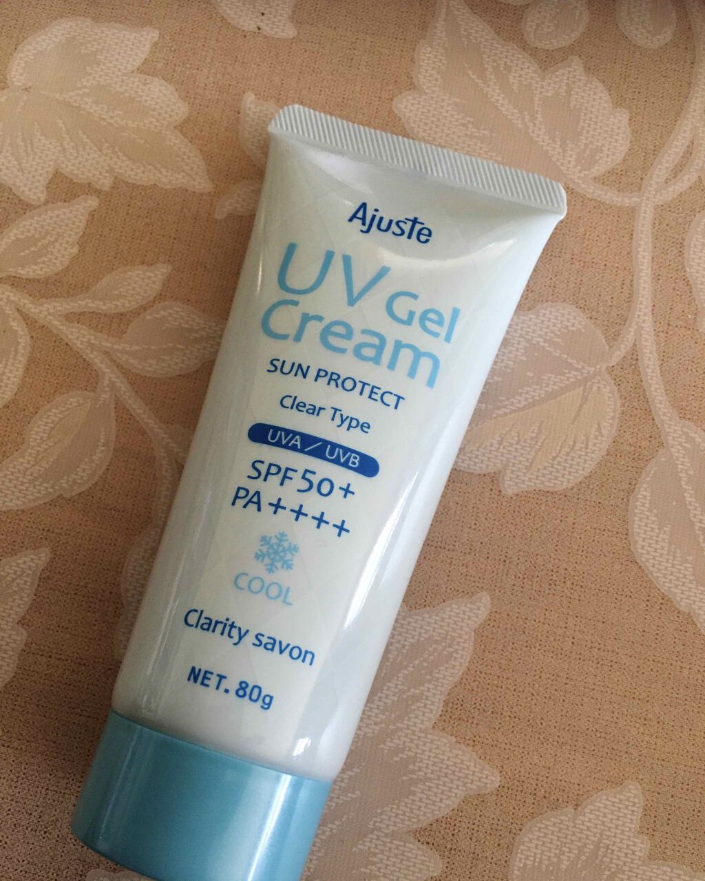 Ajuste(アジャステ) アジャステ UVジェルクリーム クールのクチコミ「アジャステ UVジェルクリームクール
せっけんの香り

しまむらで400円くらいで
買いました.....」（1枚目）