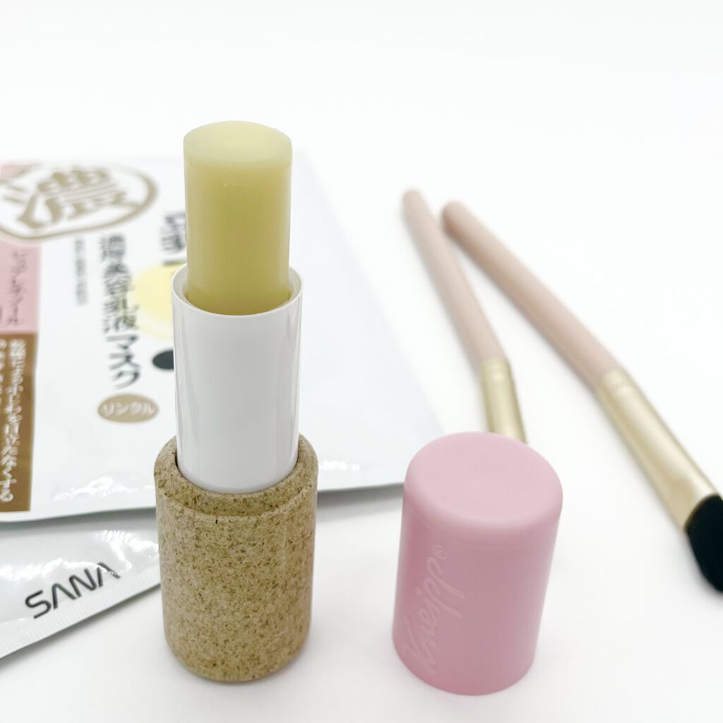 オーガニック リップバーム エルダーベリーの香り/クナイプ/リップケアを使ったクチコミ（2枚目）