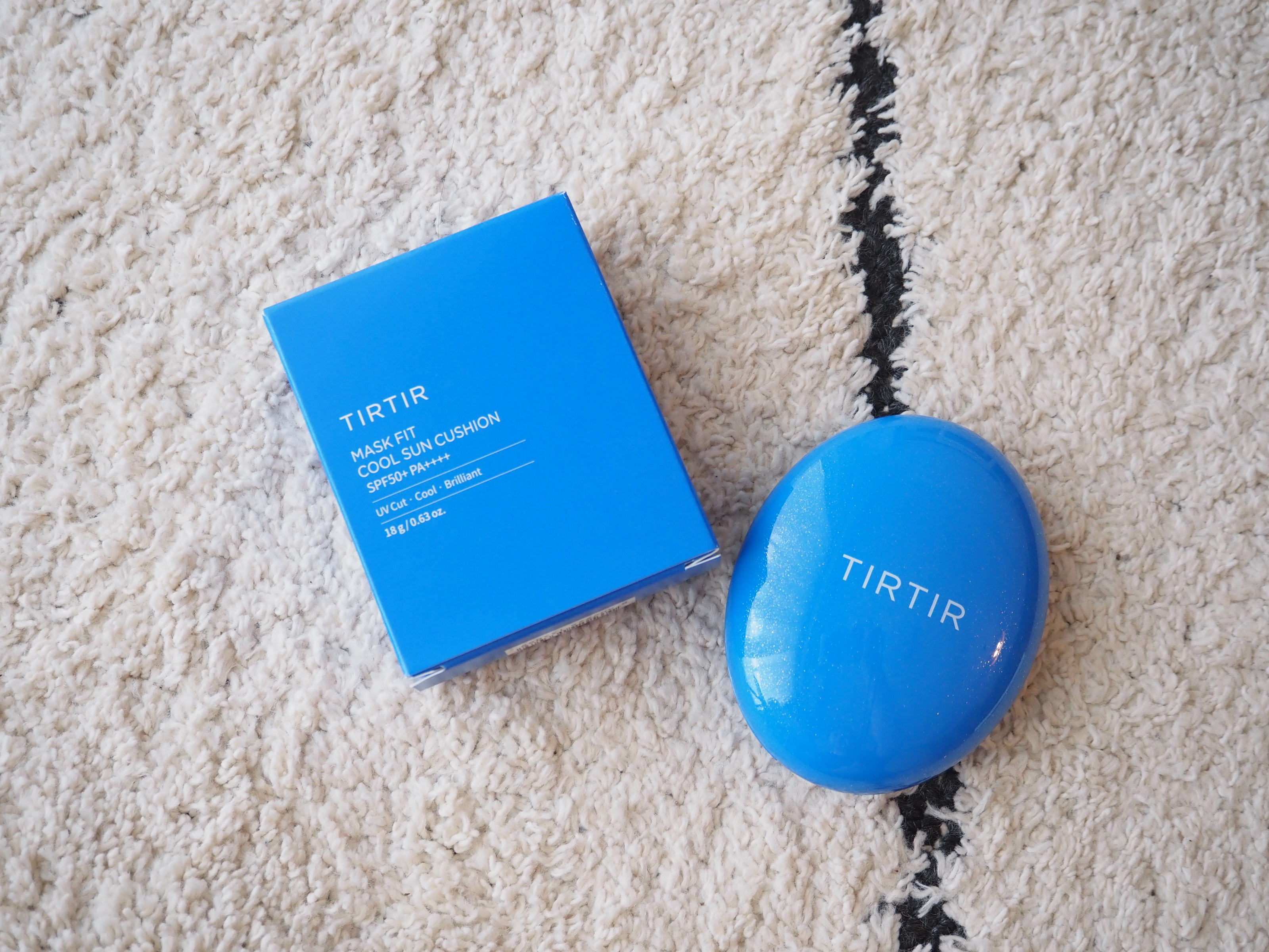 夏向けのクッションファンデ。

TIRTIRのクッションファンデは使ったことがあったのですが、
夏向けのMASK FIT COOL SUN CUSHIONははじめて。

毎日暑いし、日差しもすごいので、気になっていたアイテムです。
SPF5