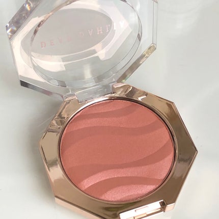 DEAR DAHLIA ブルーミング エディション ペタル ブラッシャーのクチコミ「これは可愛い✨
ブルーミングエディション3
ルミナスガーデンコレクション
✔︎DEAR .....」(2枚目)