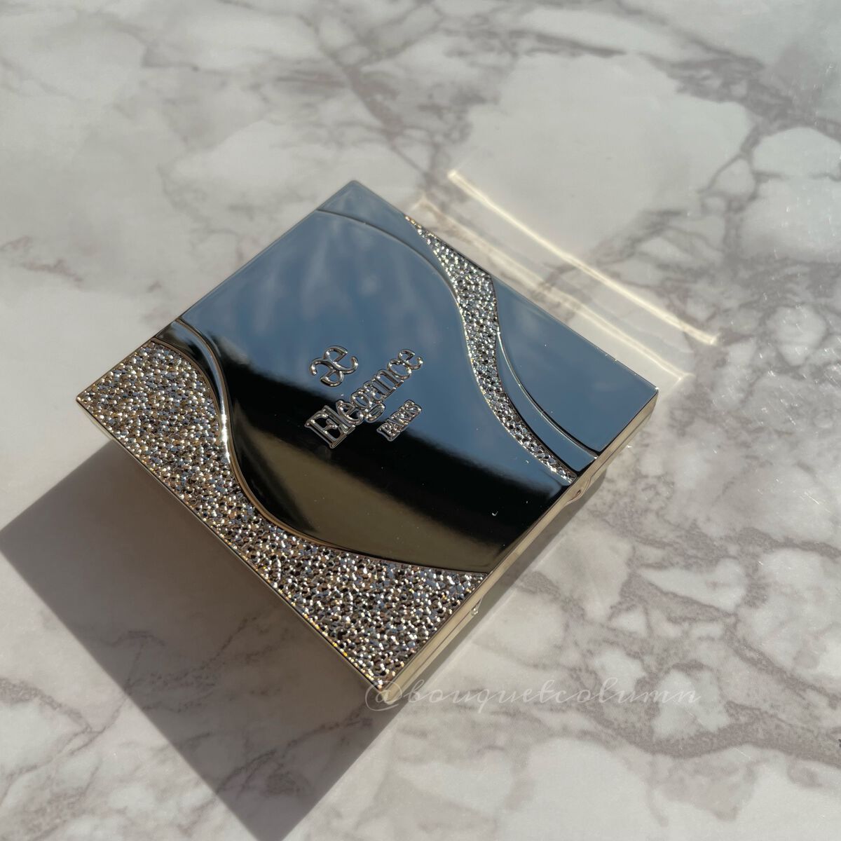 カランドゥ フェイス/Elégance/パウダーチークを使ったクチコミ(2枚目)