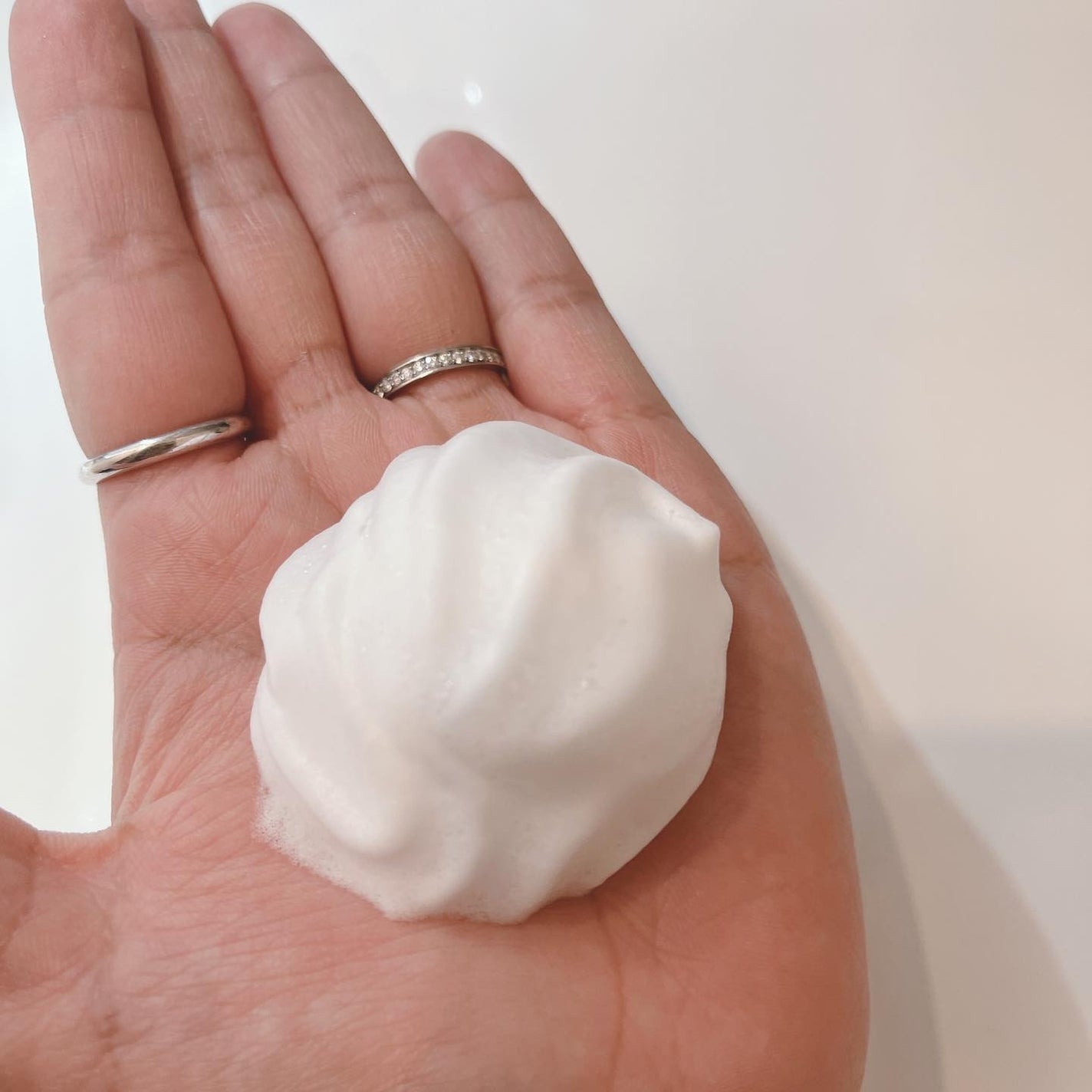 美容オタクmik on LIPS 「_【花王株式会社】から【ビオレザフェイス泡洗顔料】を提供してい..」(3枚目)