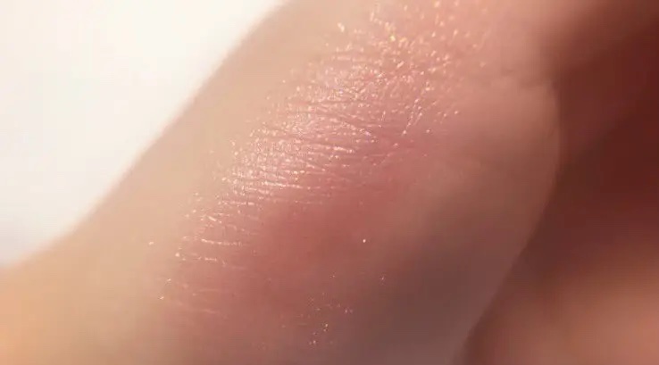 マルチグリッターカラー/ENBAN TOKYO/単色アイシャドウを使ったクチコミ（3枚目）