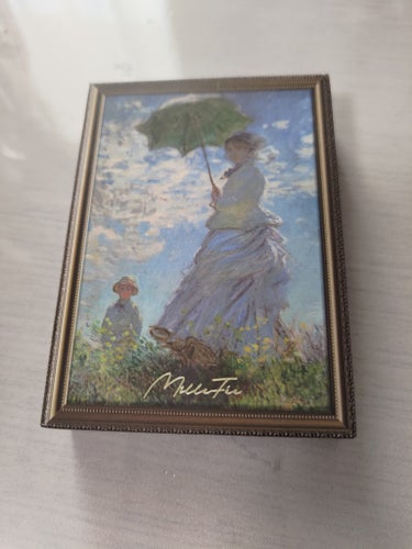絵画アイシャドウパレット 04 日傘の女/MilleFée/アイシャドウパレットを使ったクチコミ（1枚目）