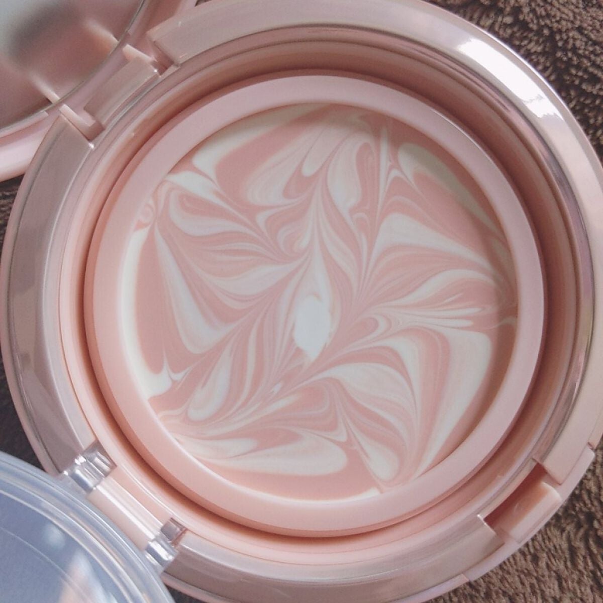 ジューシーパン スキンケアプライマー/A’pieu/化粧下地を使ったクチコミ(2枚目)