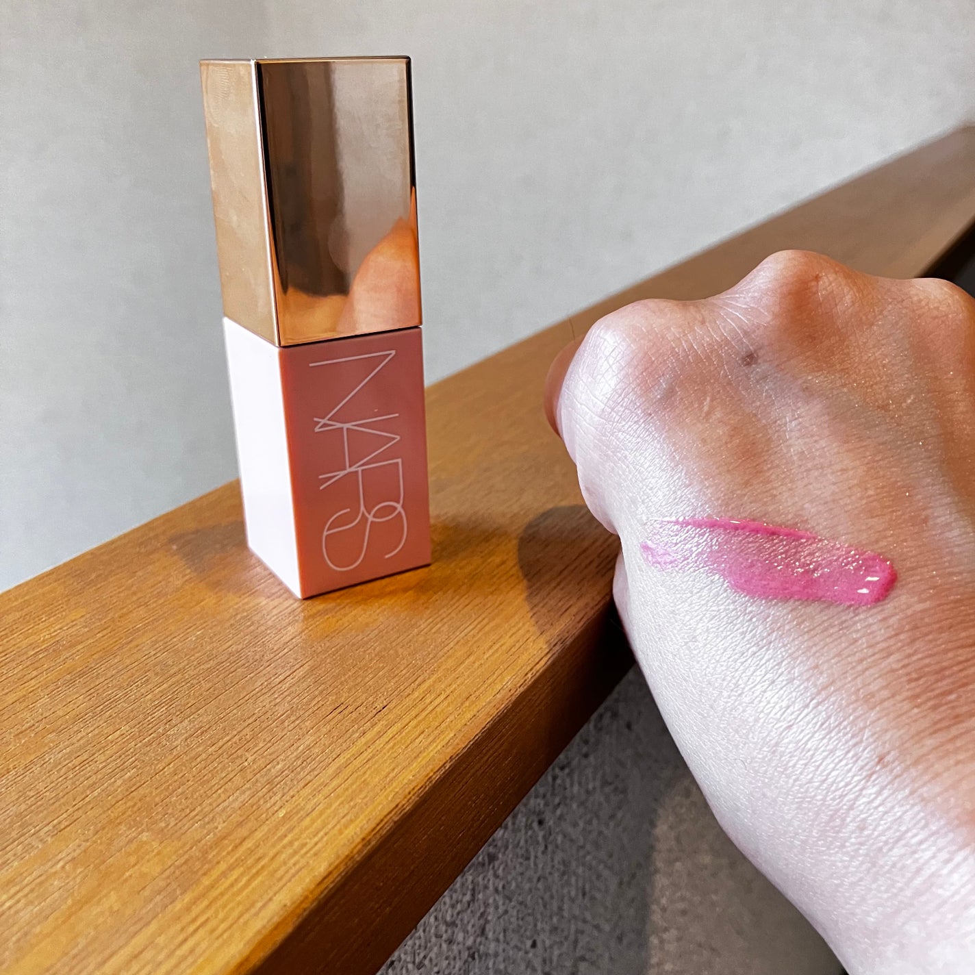 アフターグロー センシュアルシャイン リップスティック/NARS/口紅を使ったクチコミ(5枚目)