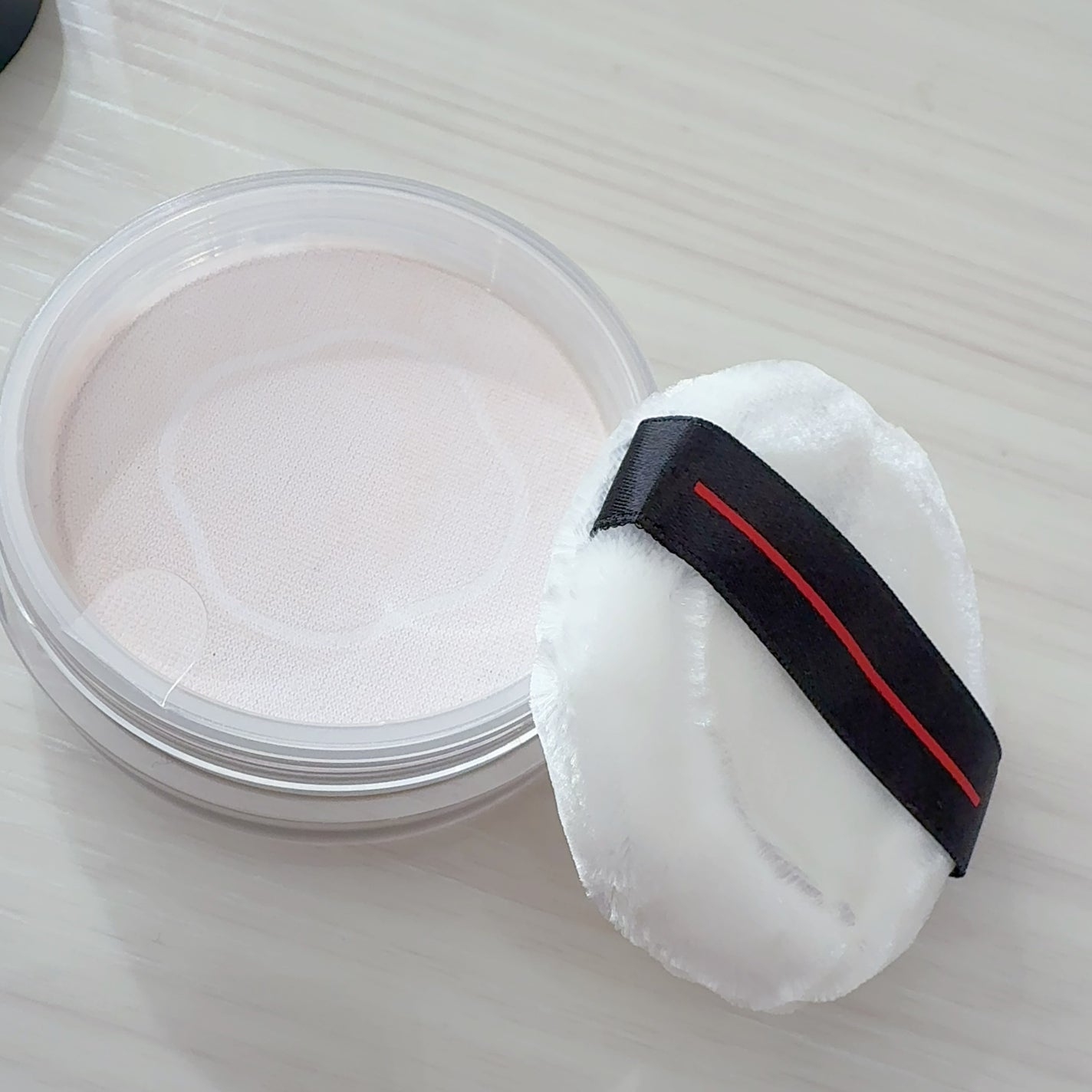 シンクロスキン インビジブル シルク ルースパウダー マット/SHISEIDO/ルースパウダーを使ったクチコミ(2枚目)