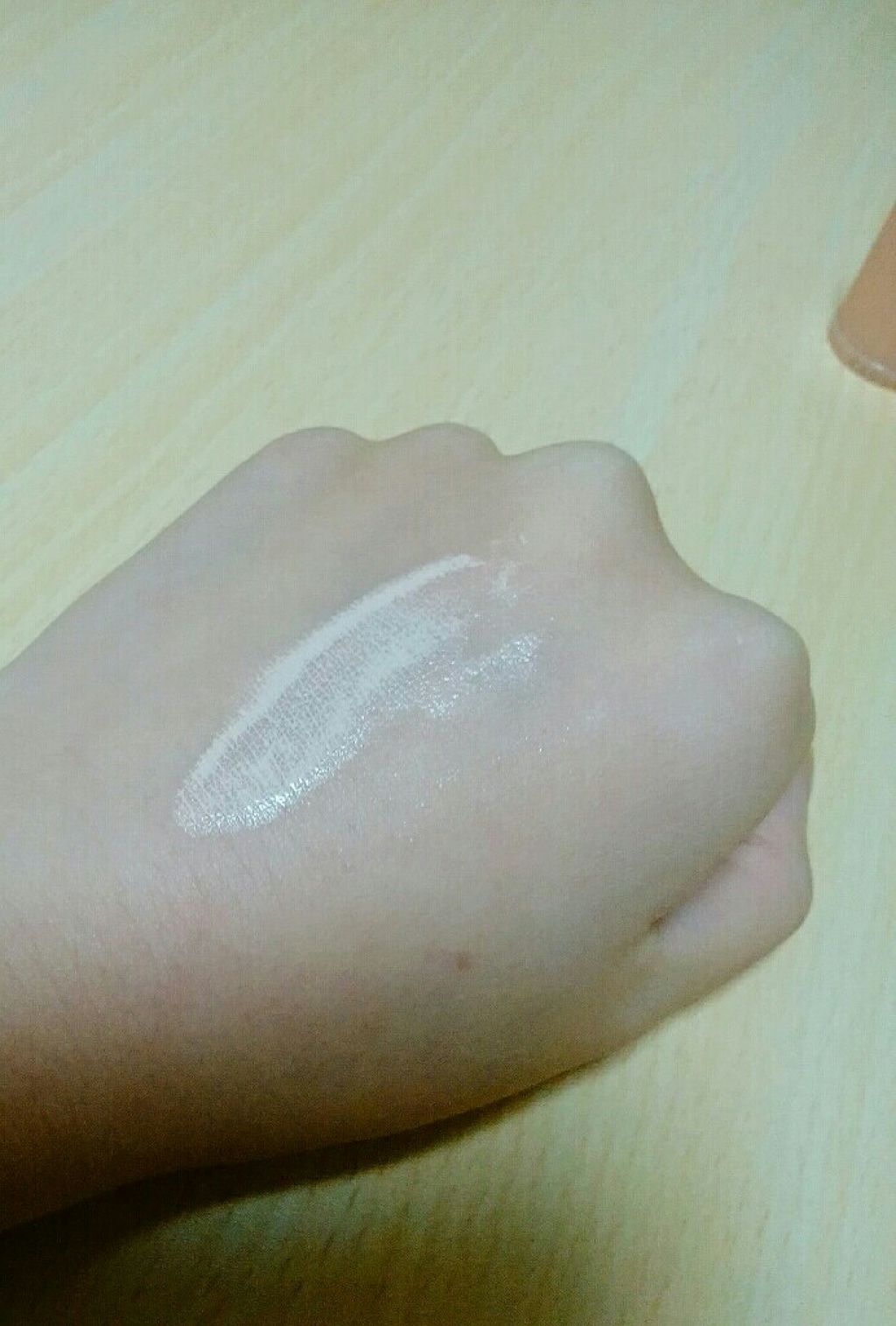 モイスチュアライジング ファンデーション プライマー S/PAUL & JOE BEAUTE/化粧下地を使ったクチコミ（3枚目）