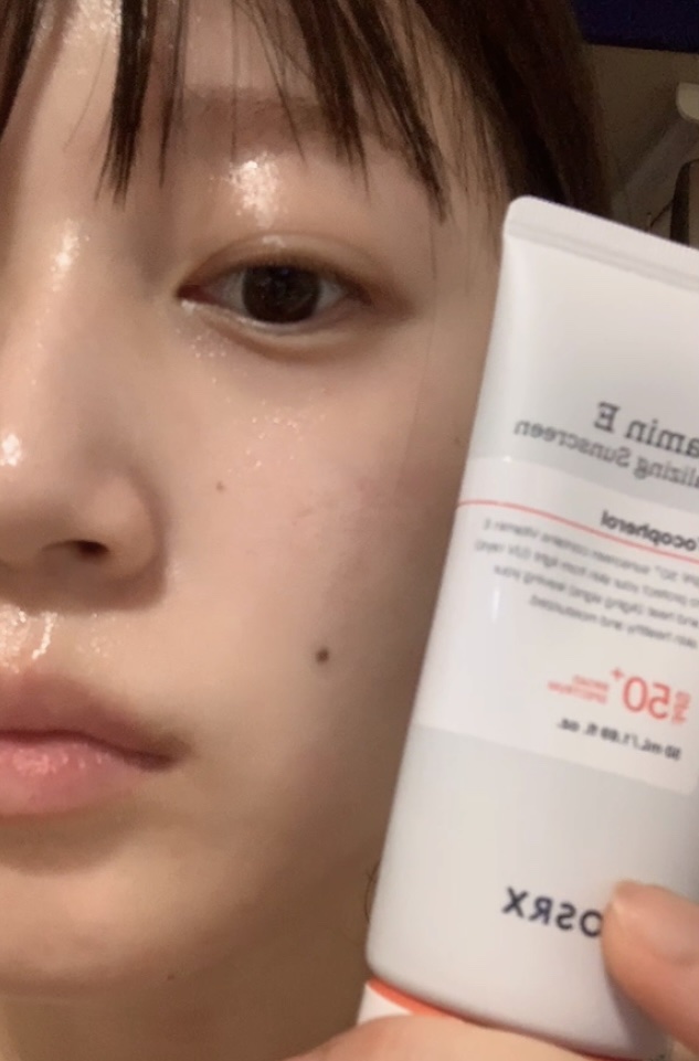 ビタミンEバイタライジングUVクリーム　SFP50＋/COSRX/日焼け止めクリームを使ったクチコミ（1枚目）