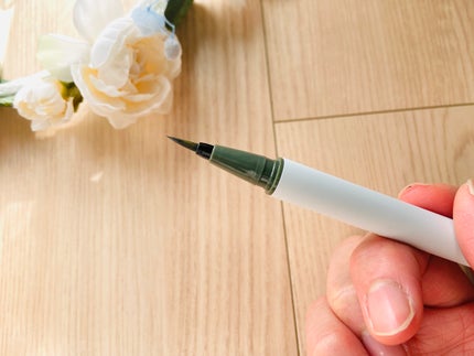 ベルベットライナー/LUMIURGLAS/リキッドアイライナーを使ったクチコミ(5枚目)