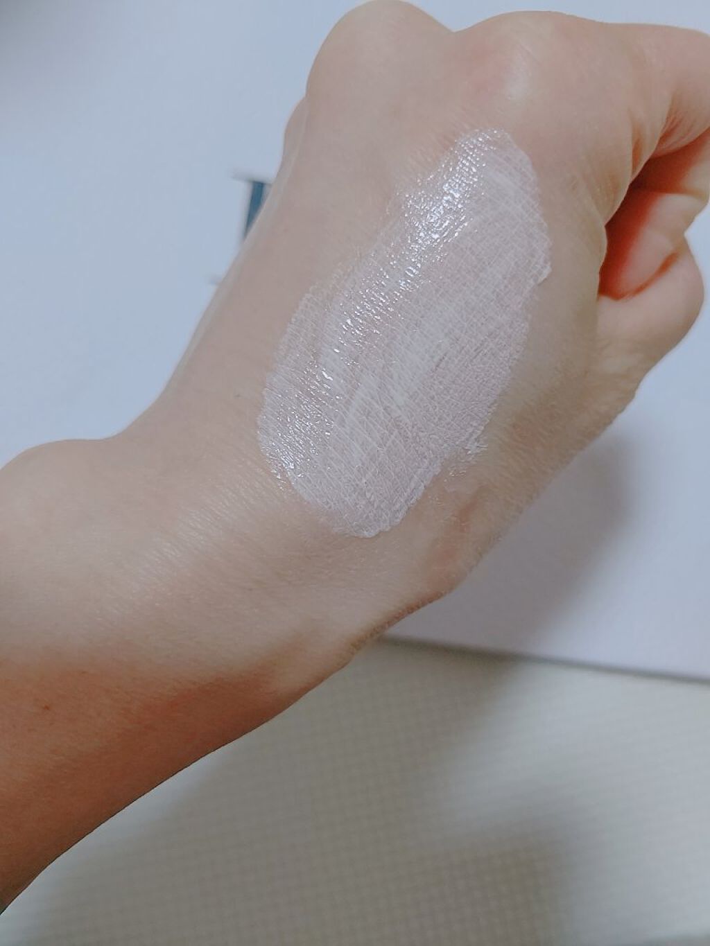 【旧】スノー UVシールド トーンアップ 50+/Dior/日焼け止めミルクを使ったクチコミ（3枚目）