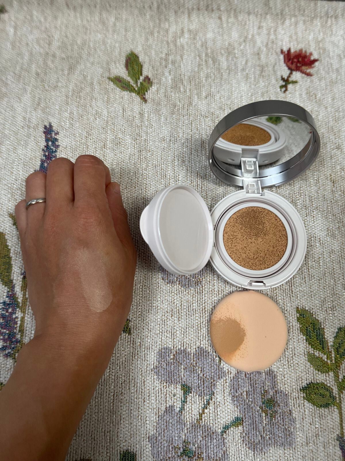 リンクルホワイトクッションファンデーション/コラリッチ/クッションファンデーションを使ったクチコミ(3枚目)