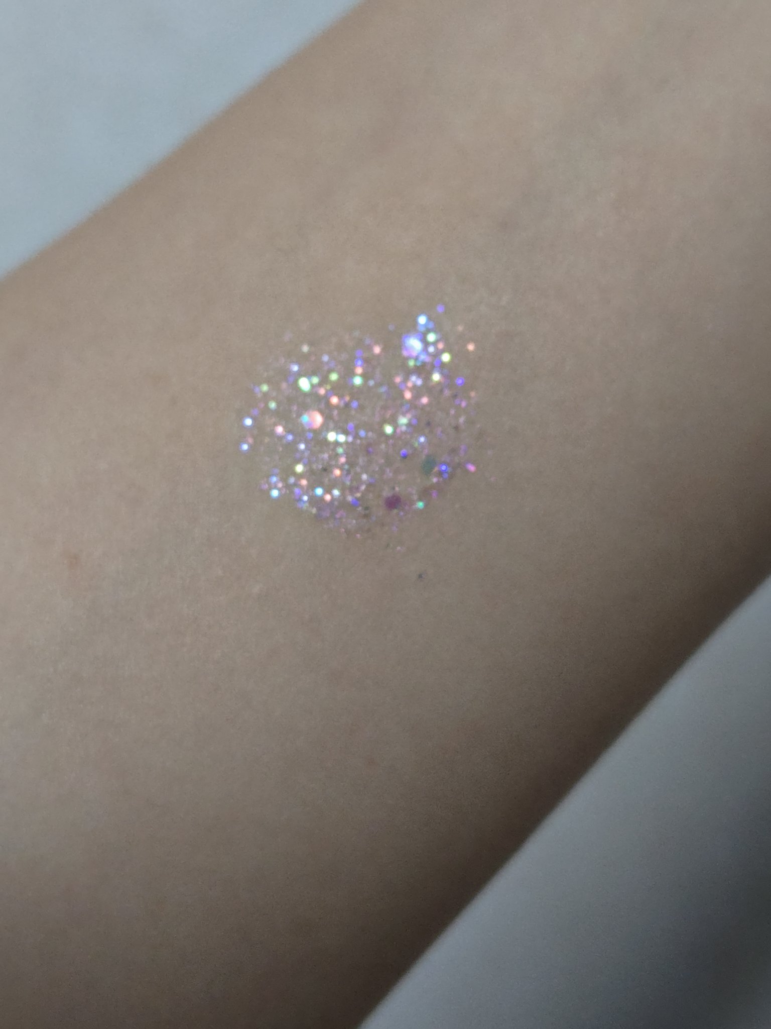 ダイヤモンドシリーズ 星空リキッドアイシャドウ/ZEESEA/リキッドアイシャドウを使ったクチコミ（3枚目）