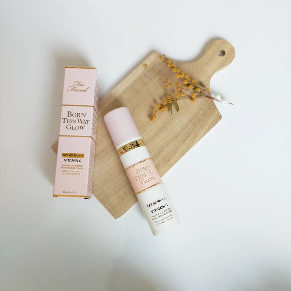 ボーン ディス ウェイ グロウ モイスチュアライジング メイクアップ プライマー/Too Faced/化粧下地を使ったクチコミ（1枚目）