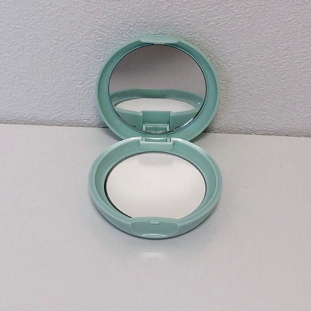 ノーセバム ミネラルパウダー/innisfree/ルースパウダーを使ったクチコミ(2枚目)