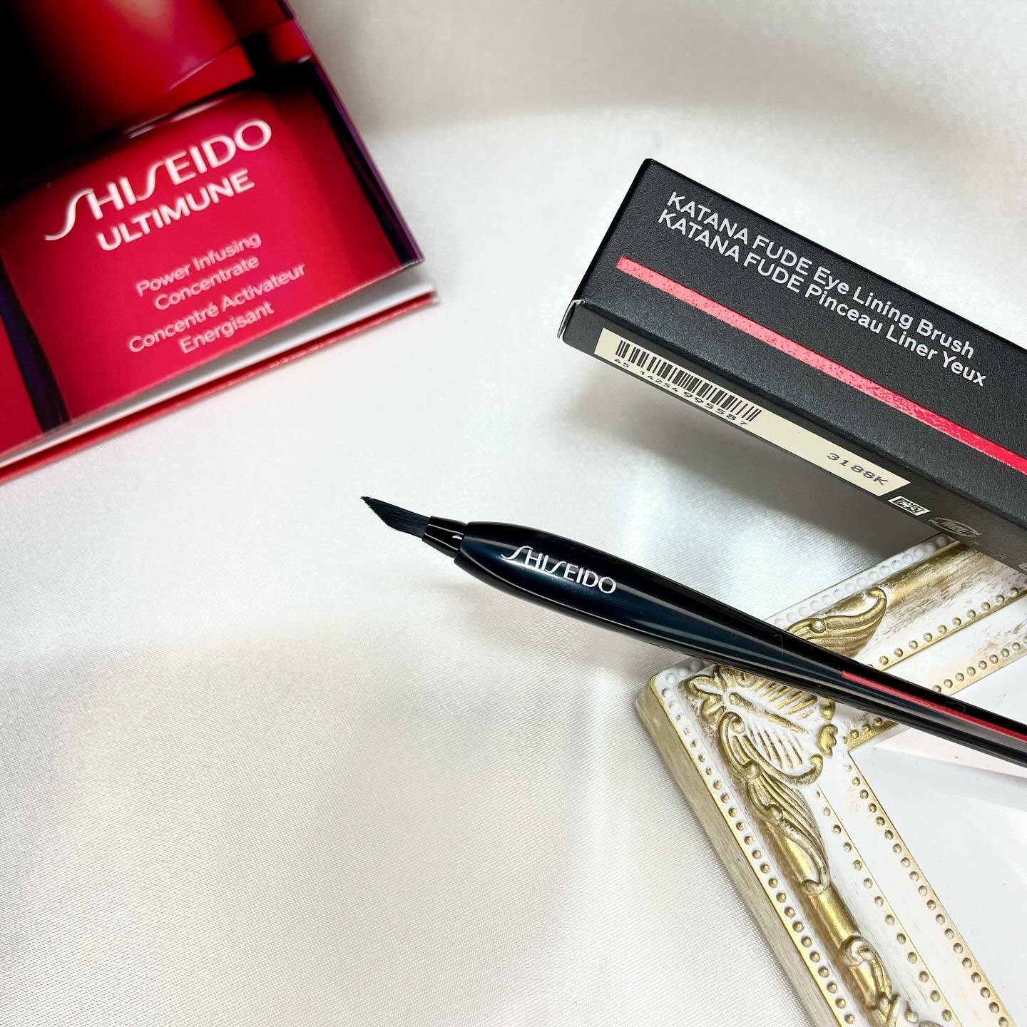 ▷SHISEIDO
KATANA FUDE Eye Lining Brush

筆だけでなく持ち手にも特徴があって
只者ではない感がすごい。
フィックスミストを併用するなど、
使い方を研究していきたい📝

#アットコスメ購入品
#コスメ購