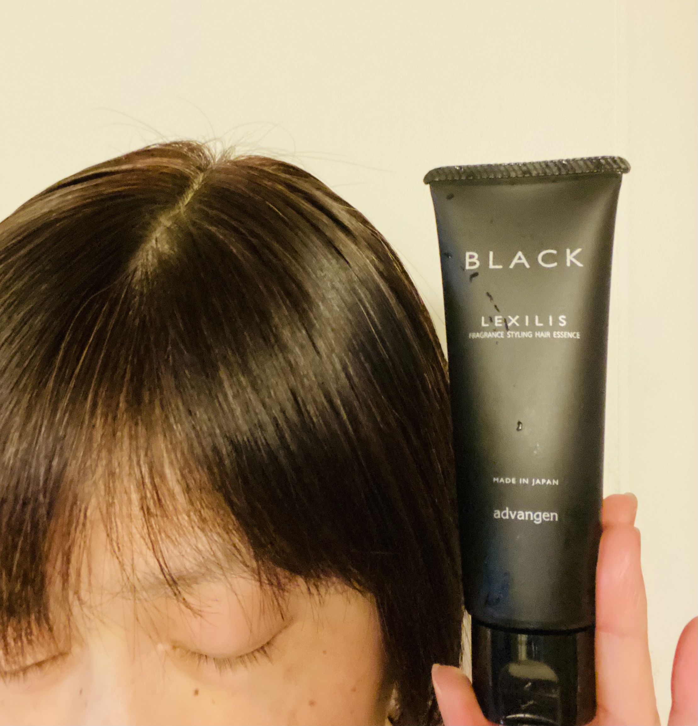 ブラック フレグランス スタイリング ヘアエッセンス/LEXILIS/アウトバストリートメントを使ったクチコミ（3枚目）