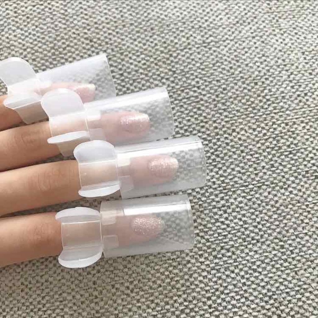 カラフルネイルズ/キャンメイク/マニキュアを使ったクチコミ(3枚目)