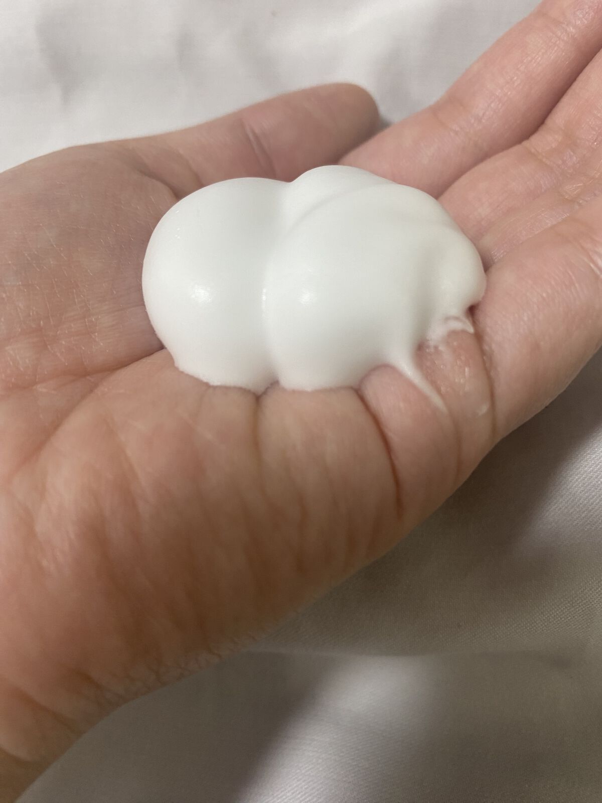 エイトザタラソ ユー CBD＆リラクシング バブルスパ 炭酸泡シャンプー/エイトザタラソ/市販シャンプーを使ったクチコミ（2枚目）