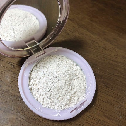 【旧品】マシュマロフィニッシュパウダー/キャンメイク/プレストパウダーを使ったクチコミ(2枚目)
