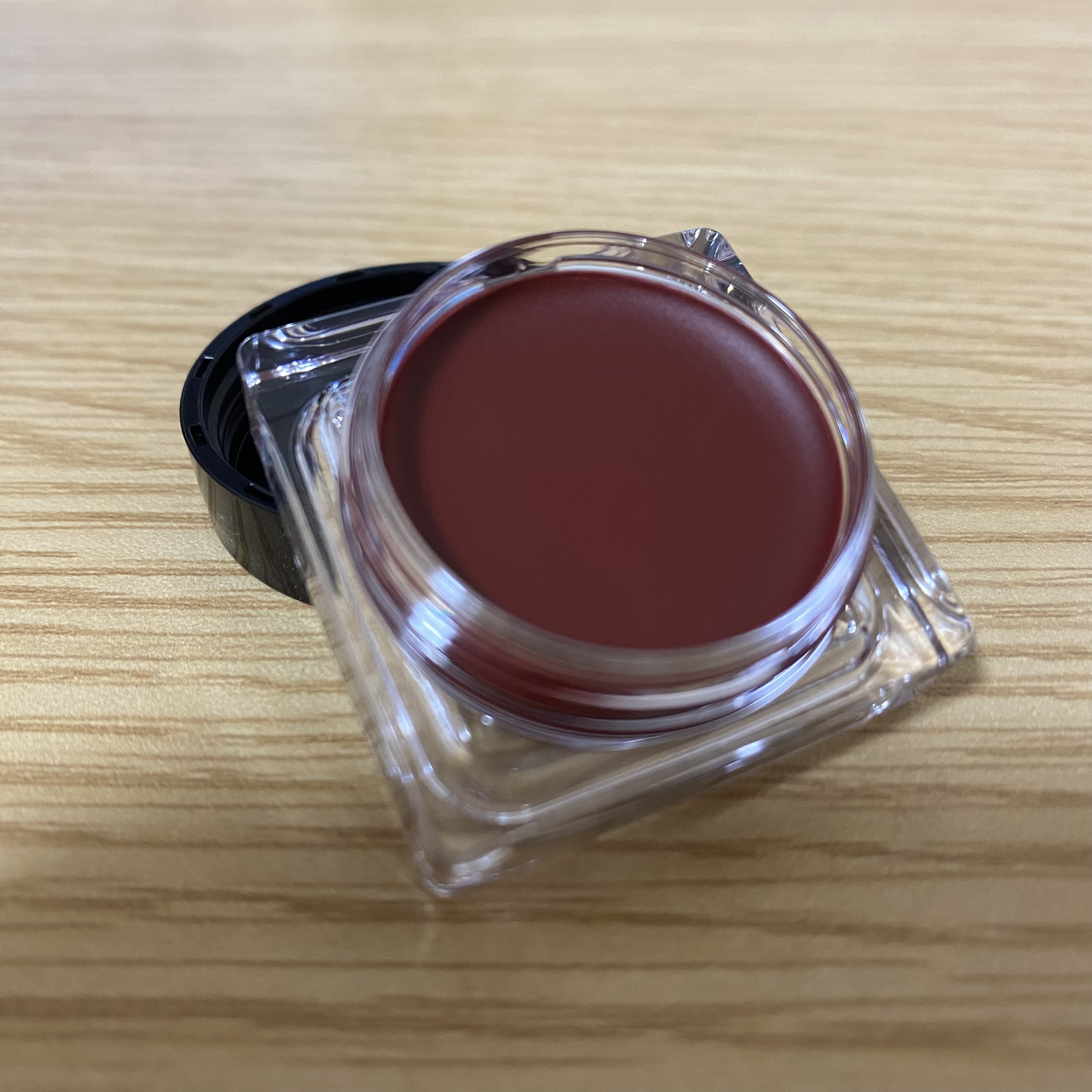 ＆be クリームチーク ディープレッド/＆be/ジェル・クリームチークを使ったクチコミ（1枚目）