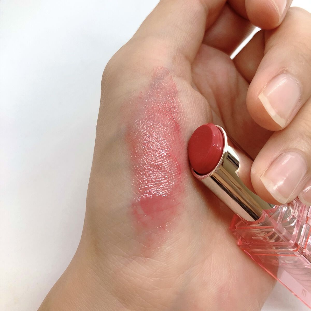 デューバーム 06デューローズ/AMUSE/口紅・グロス・リップライナー・リップケアを使ったクチコミ（2枚目）