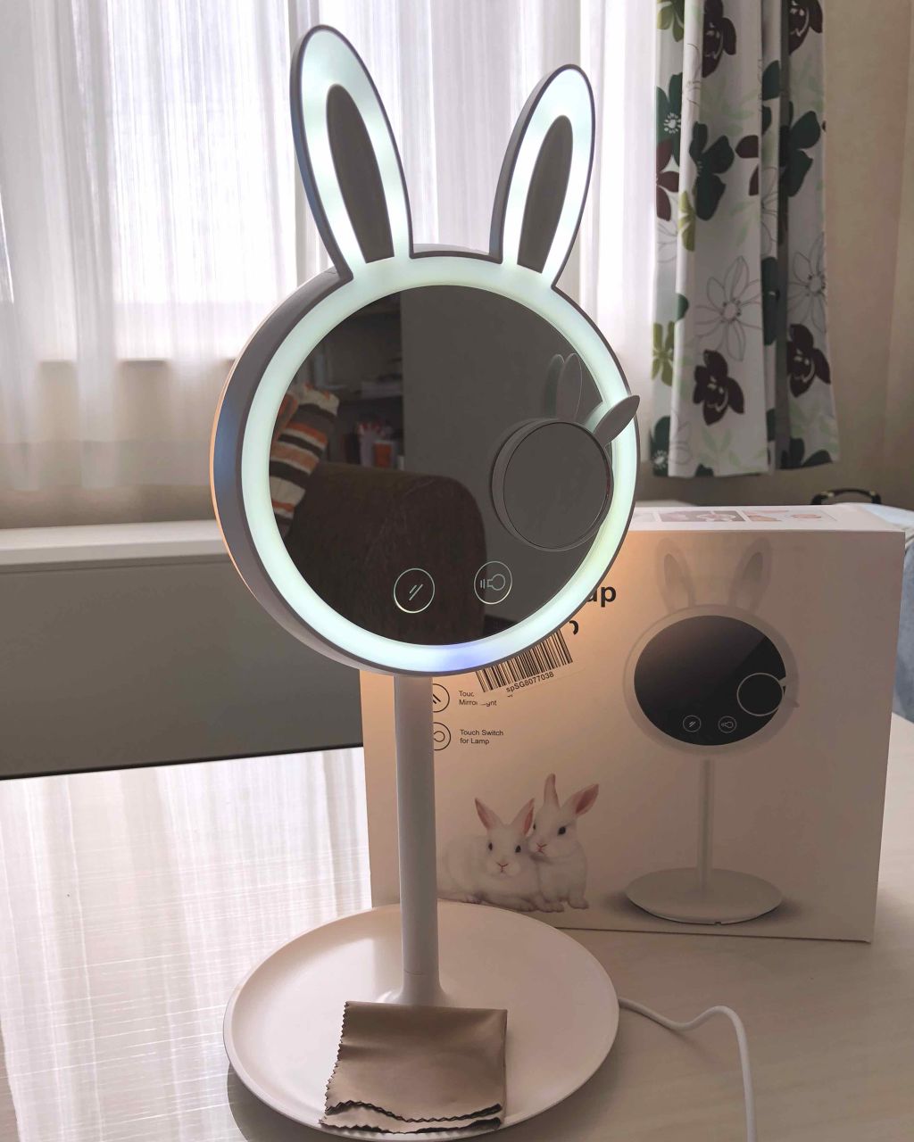 ラビットメイクアップミラーランプ/CCOOL/その他化粧小物を使ったクチコミ(1枚目)
