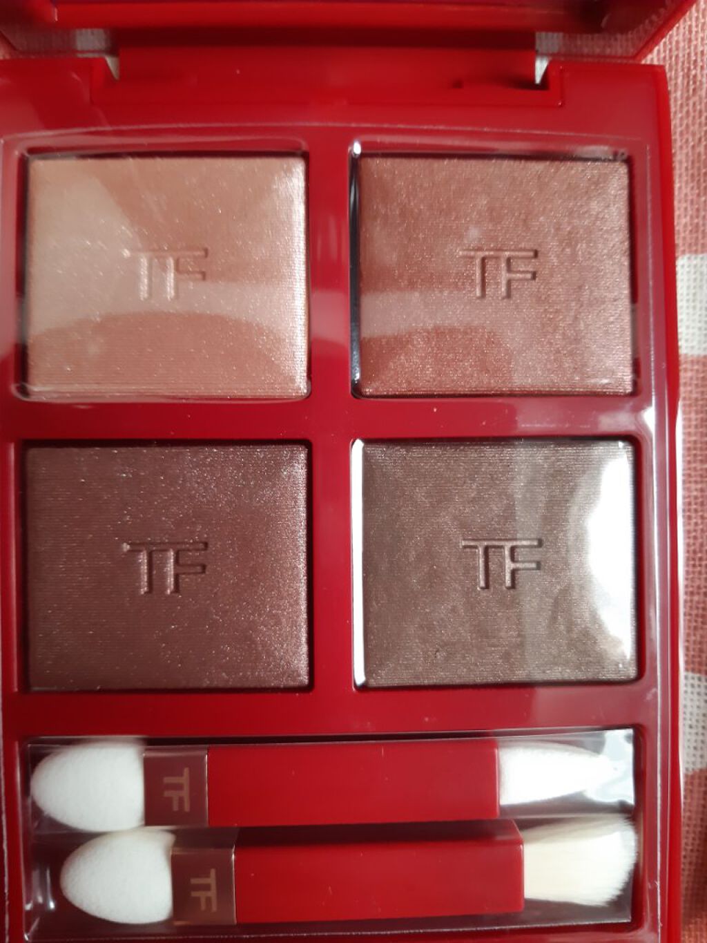 アイ カラー クォード/TOM FORD BEAUTY/アイシャドウパレットを使ったクチコミ(2枚目)