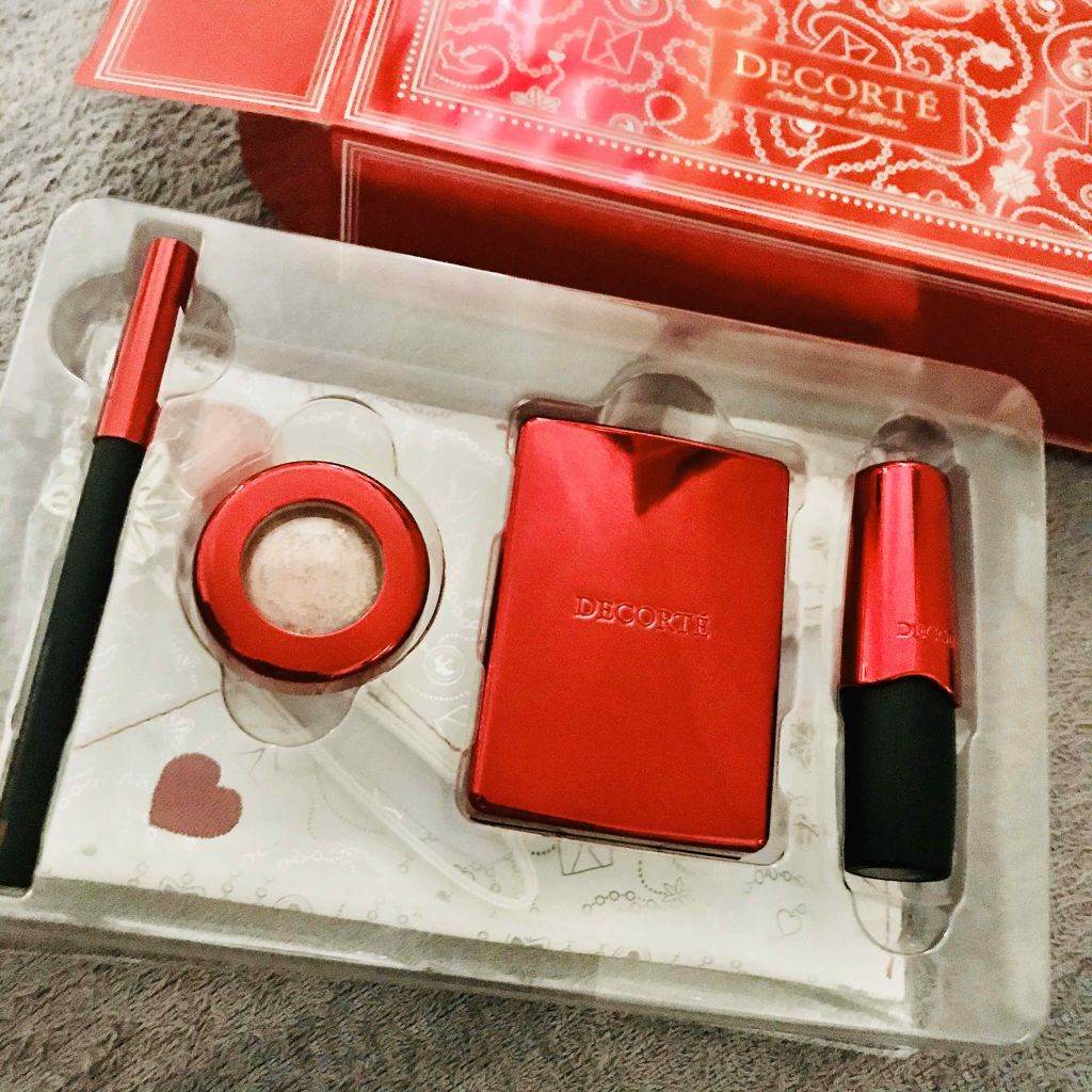 メイクアップ コフレ Ⅱ（クリスマスコフレ 2019）/DECORTÉ/メイクアップキットを使ったクチコミ（2枚目）