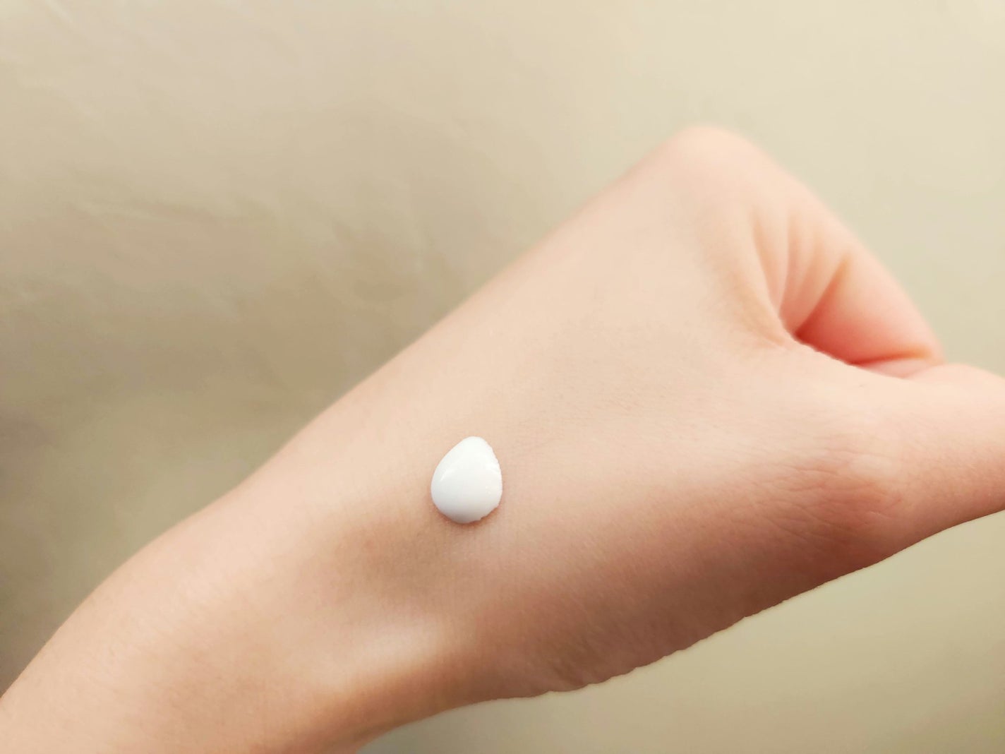 ããªã¬UV ã¢ã¯ã¢ãªãã ãŠã©ãŒã¿ãªãŒããŒã«ãã¯ãªãŒã ïŒæ°Žèèšæ¶UVïŒ/ããªã¬/æ¥çŒãæ¢ãã¯ãªãŒã ã䜿ã£ãã¯ãã³ãïŒ2æç®ïŒ