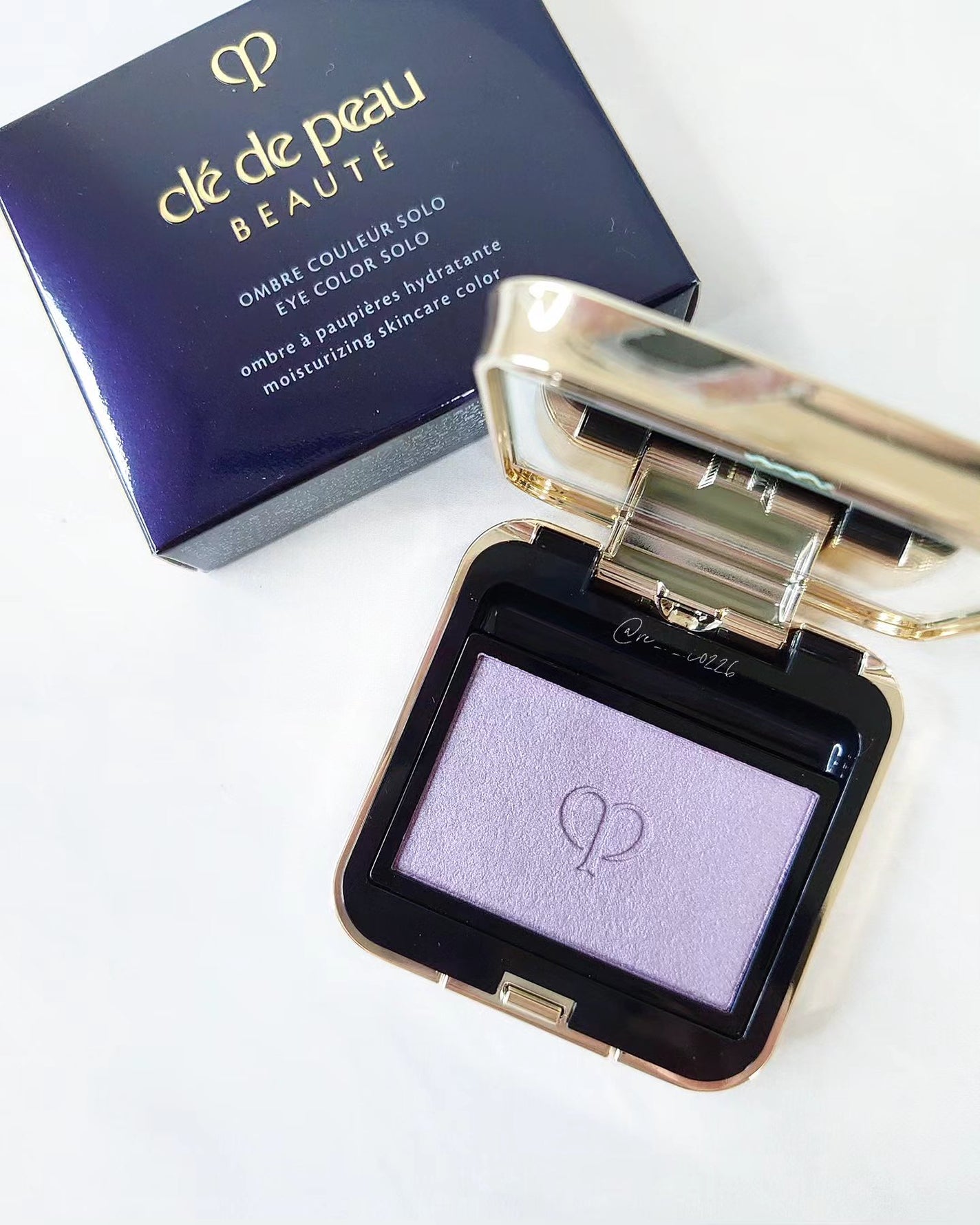 オンブルクルールソロ/クレ・ド・ポー ボーテ/単色アイシャドウを使ったクチコミ(2枚目)