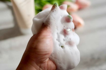 はち on LIPS 「愛用している「Neulii(ヌリ)」の大好きな済州ツバキシリー..」(4枚目)